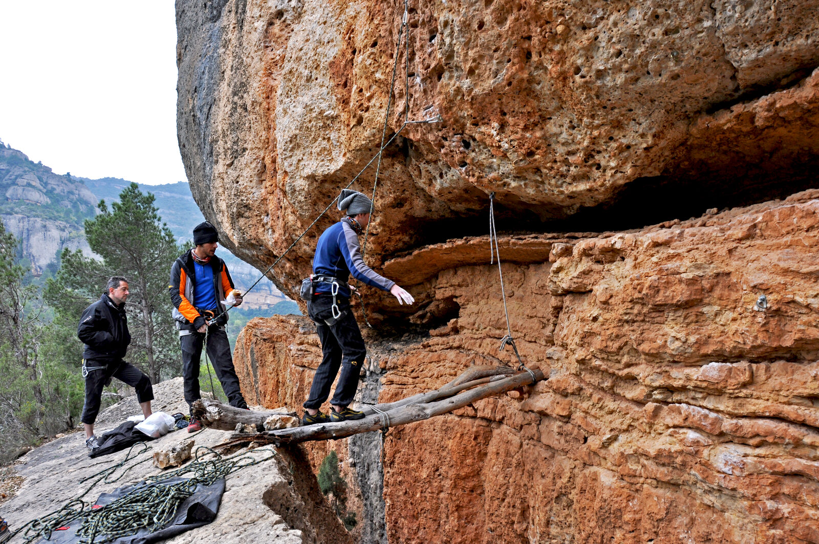 KataCamp in Spagna, falesia di Margalef